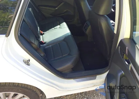 2016 Volkswagen Passat 1.8T Se из США, поврежденный, VIN 1VWBT7A33GC068896